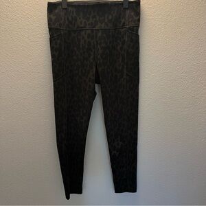 Victoria's Secret Green Gray Leopard Print Leggings